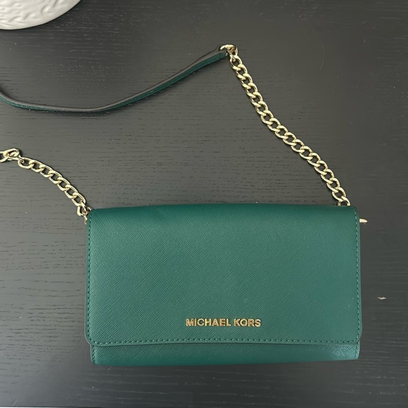 Emerald green Michael Kors crossbody - Picture 1 of 3